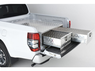 Aluminium toolbox with twin drawer system