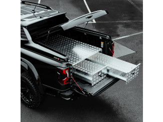 Aluminium toolbox with twin drawer system