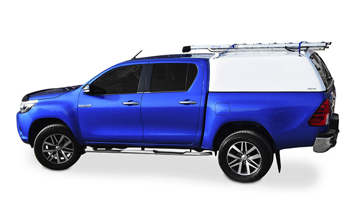 Side view of the ProTop low roof tradesman on a double cab Toyota Hilux 